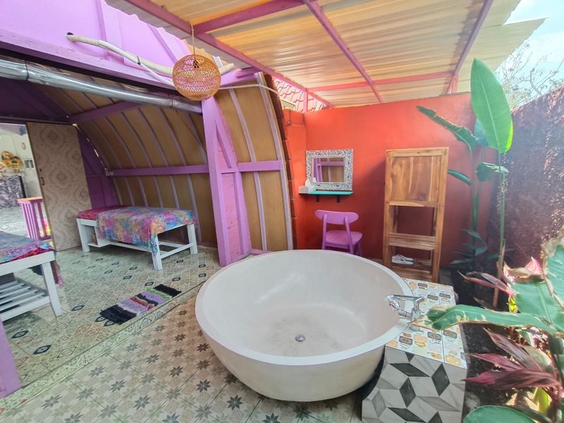 Balinese Massage in Jimbaran by Doi Bali Spa - The massage and the post-treatment shower
