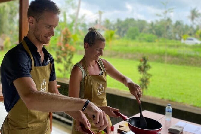 Balinese Traditional Cooking Class with Market Tour Ubud - Good To Know