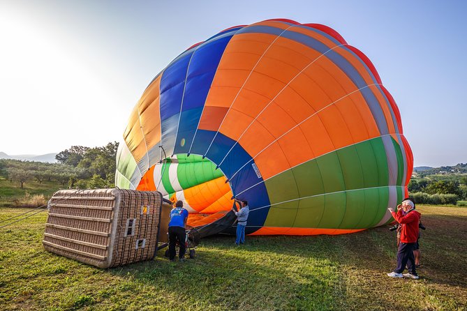 Balloon Adventures Italy, Hot Air Balloon Rides Over Assisi, Perugia and Umbria - Sunrise Flight Over Italian Scenery