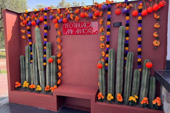 Balloon flight / Breakfast in the cave / CDMX pick-up + Pyramids - Remember:  