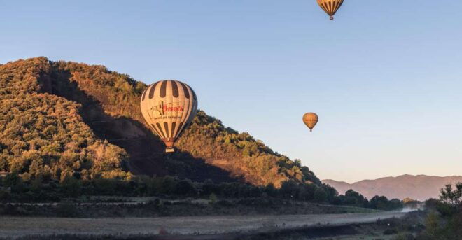 Balloon Flight in La Garrotxa With Transfer From Barcelona - Booking Information