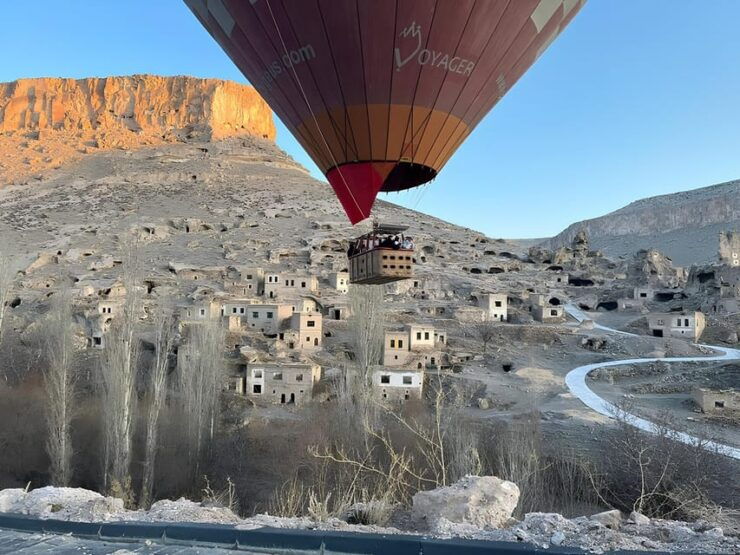 Balloon Flight in the Popular 2nd Valley of Cappadocia - Experiencing Cappadocias Breathtaking Aerial Views