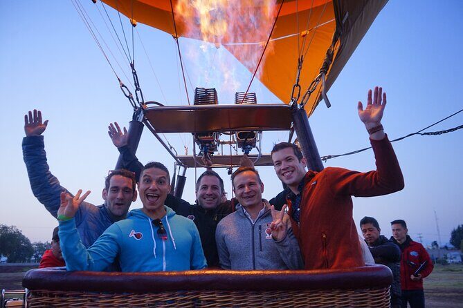 Balloon flight through Teotihuacan + Transportation CDMX + Pyramids - Good To Know