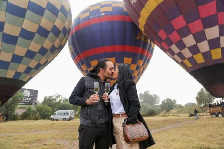 Balloon Flight With Pickup in CDMX and Breakfast in a Cave - Good To Know