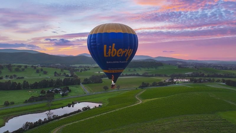 Ballooning in Yarra Valley includes Breakfast - Price and what you get