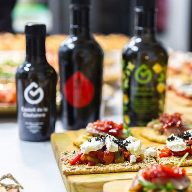 Balones: Guided Tour & Food Pairing With Local Oils & Wines - Good To Know