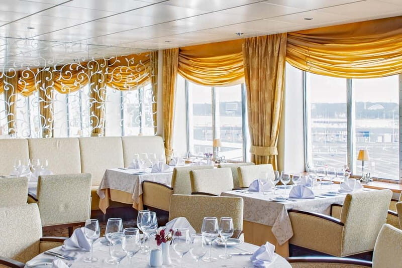 Baltic Sea Round Trip: Tallinn-Stockholm-Tallinn Mini-Cruise - Exploring Stockholm: The Full Day