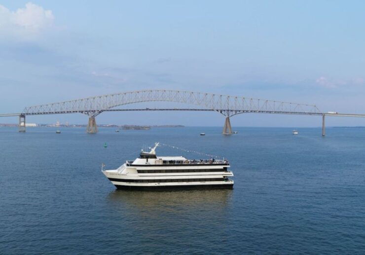 Baltimore: Thanksgiving Day Lunch Cruise - Experience Highlights