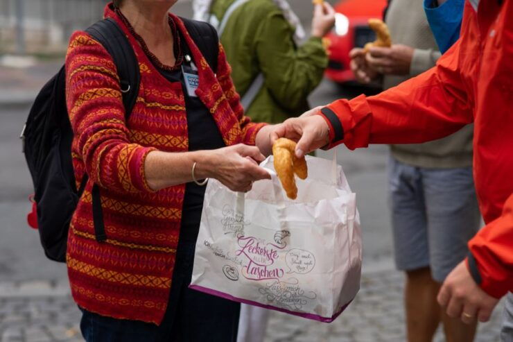 Bamberg: Food and Beer Guided Walking Tour - Taste Local Smoked Beer