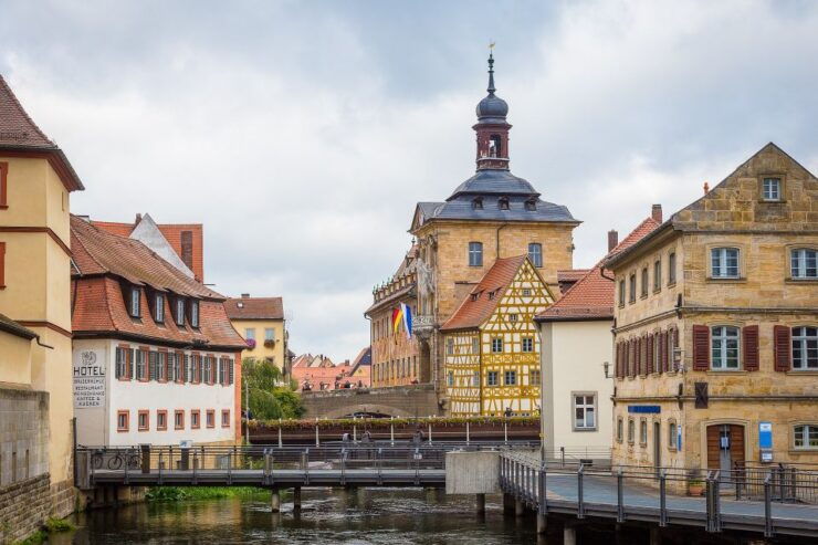 Bamberg: Private Christmas Market Tour - Explore Unique Handmade Decorations and Gifts