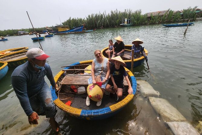 Bamboo Basket Boat Ride &Hoi An Ancient City Walking Private Tour - Bamboo Basket Boat Ride