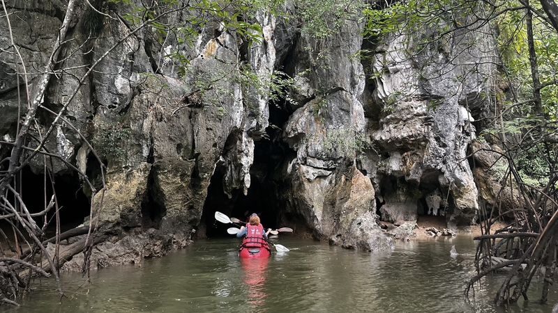 Ban Bor Thor Kayaking Tour in Krabi by TTD Global - Transfers, lunch, and what the price covers