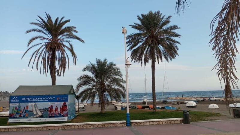 Banana boat in Malaga city, Playa del Palo - Practical Tips for Your Ride