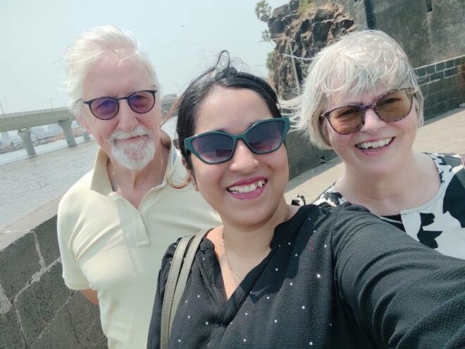 Bandra Walking Tour - Experienced English-Speaking Guide