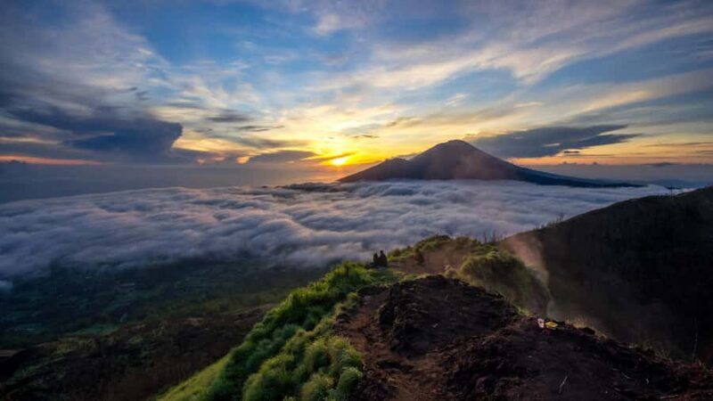Bandung: 2-Day Galunggung, traditional village, & Papandayan - Who Is This Tour Best For?