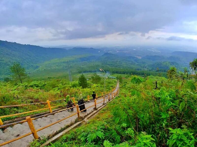 Bandung: 2-Day Galunggung, traditional village, & Papandayan - FAQ