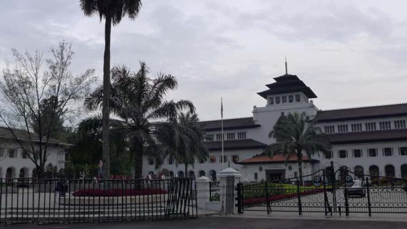 Bandung City Lights Tour - Who Would Love This Tour?