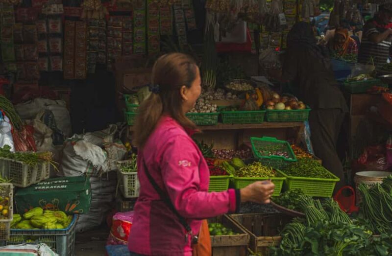 Bandung Cultural Walk: Riverfront to Market Streets - Good To Know