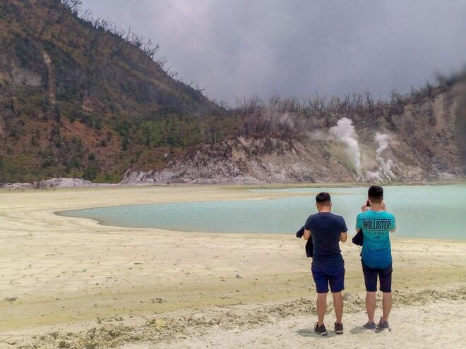 Bandung: Kawah Putih Private Tour and Angklung Performance - Customer Reviews