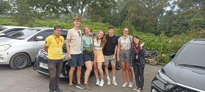 Bandung: Private Car/Van With English Driver - Professional Driver Details