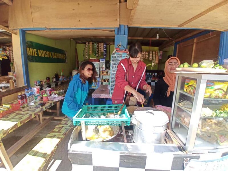 Bandung: Private Guide Follow Your Itinerary - FAQ