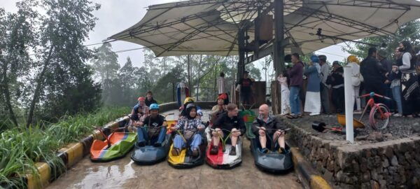 Bandung: Volcano, Hot Spring, Mud Bath & Tea Plantation - Important Preparation Tips