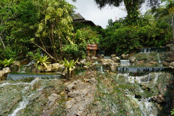 Bandung: Volcano Tour With Hot Springs Swim - Experience Highlights