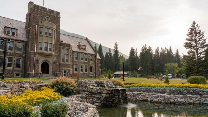 Banff area and Johnston Canyon Day Tour from Calgary - Small details that make the day run better