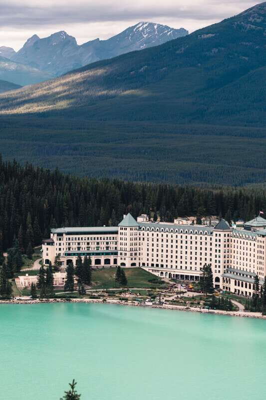 Banff/Canmore: Moraine Lake and Lake Louise 90 Min Each - FAQs