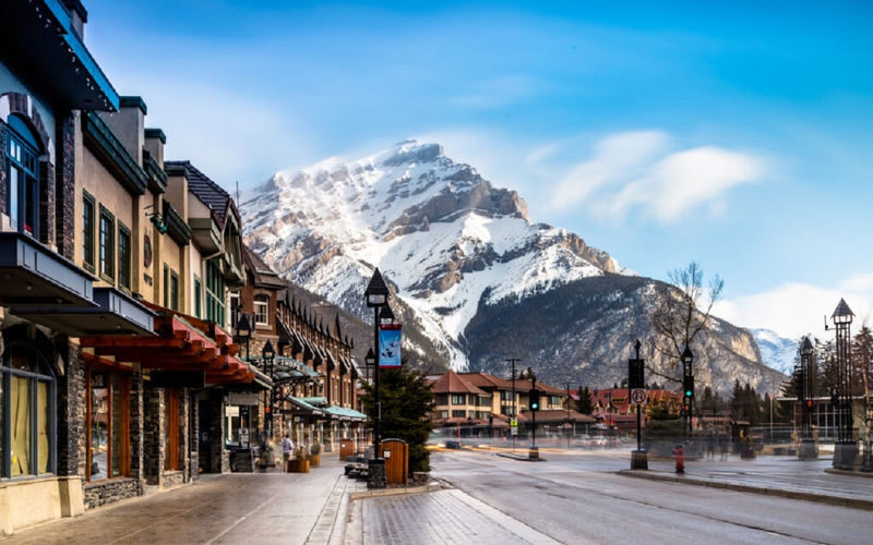 Banff Gondola and Banff Village Full-Day Sightseeing Tour - Key points to know before you go
