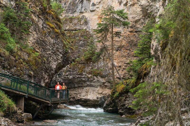 Banff: Gondola Ticket and Johnston Canyon Hiking Tour - The Itinerary in Detail