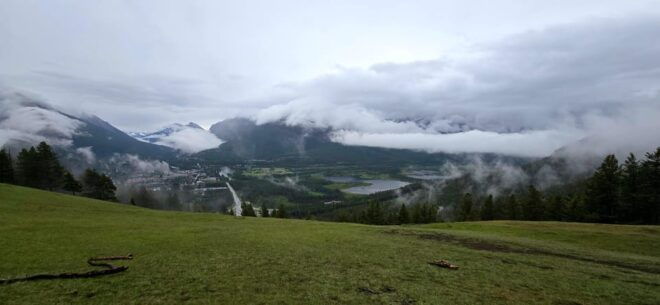 Banff Lake Louise Yoho Day Tour in Small Groups 6 Max/Group - Experience Features