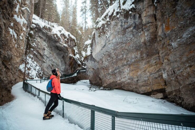 Banff: Morning or Afternoon Johnston Canyon Icewalk - Benefits of Afternoon Icewalk