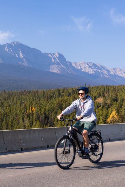 Banff: Mountain Lakeside Guided E-Bike Tour - Wildlife Sightings