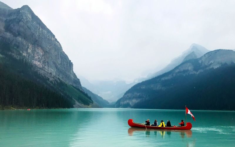 Banff National Park Full-Day Emerald Lake & Johnston Canyon Tour - Who should book this Banff day tour?
