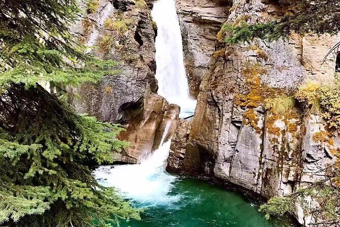 Banff National Park Group Bus Tour Experience - Good To Know