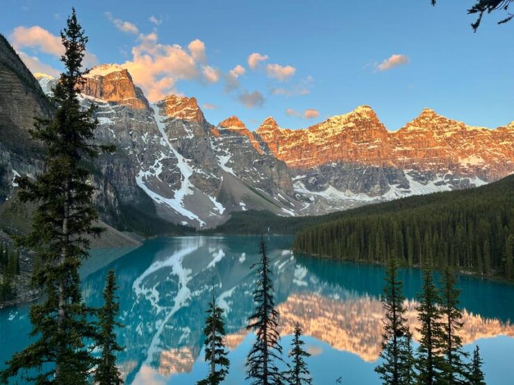 Banff National Park: Moraine Lake at Sunrise - Good To Know