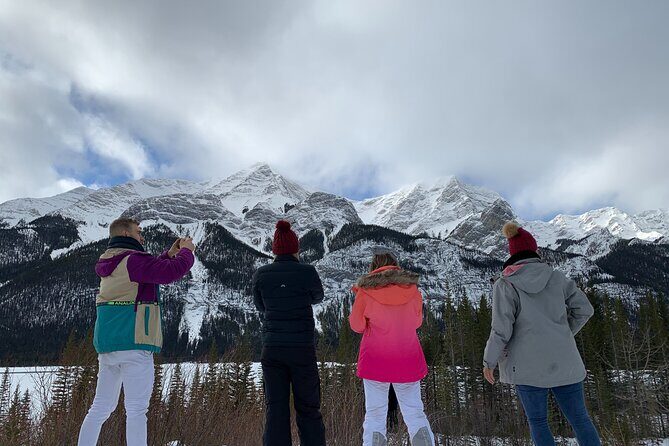 Banff PRIVATE Safari Drive and Custom Nature Walk -4H - Frequently Asked Questions