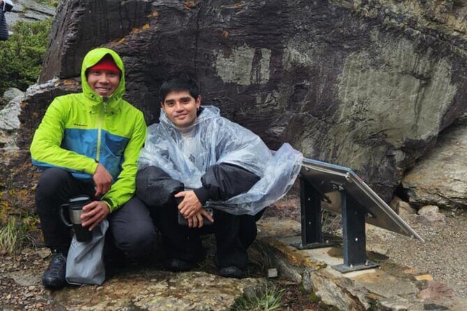 Banff: Shared Sightseeing Tour to Moraine Lake and Lake Louise - Good To Know