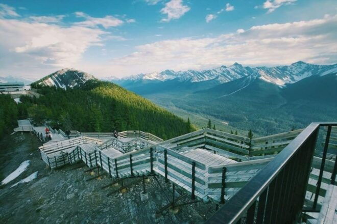 Banff: Single Day Private Tour - Luxury and Comfort