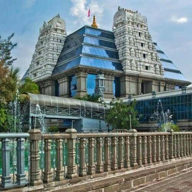 Bangalore City Tour: Lalbagh, Tipu Palace & Bull Temple - An In-Depth Look at the Bangalore City Tour