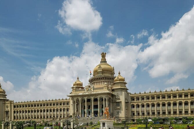 Bangalore Private City Car Tour with Guide and Lunch - Transport and Logistics
