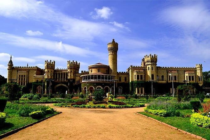 Bangalore Private City Car Tour with Guide and Lunch - Pricing and Value