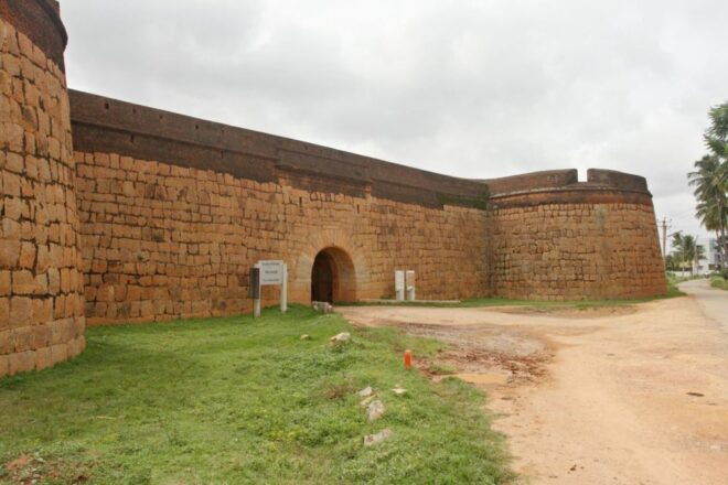Bangalore's Historic Core: Palaces, Markets, and Temples - Exploring Bangalores Historic Core