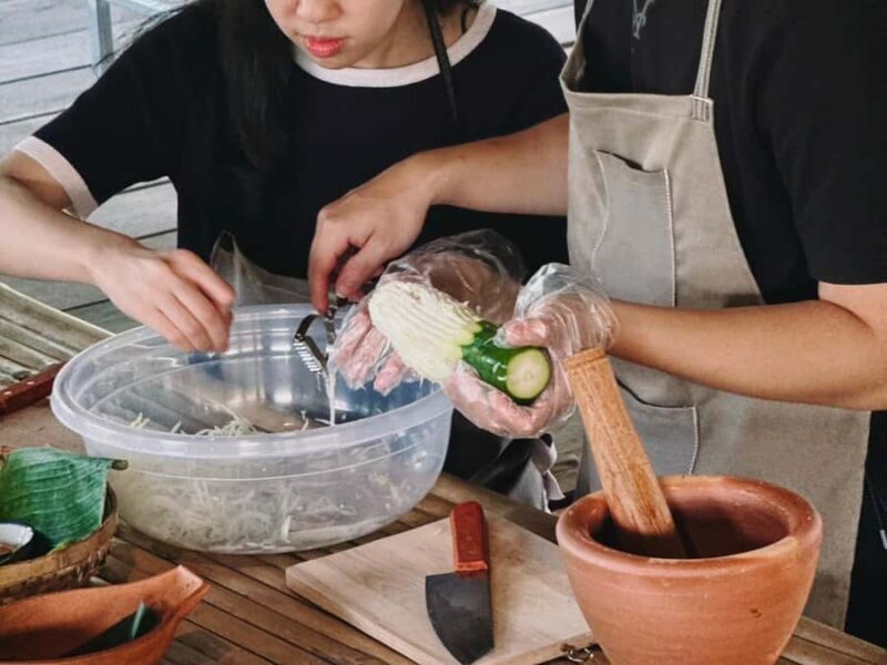 Bangkachao: Bikery Cooking Class with Boat Ride. - FAQ