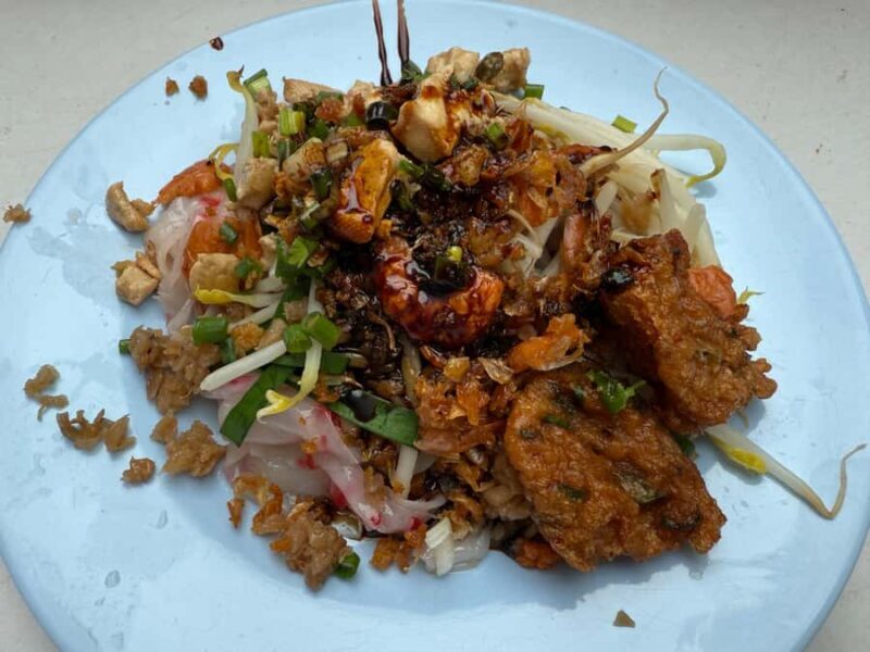 Bangkok 12+ Tasting Hidden Street Food (Yaowarat Chinatown) - What Travelers Say About the Guides