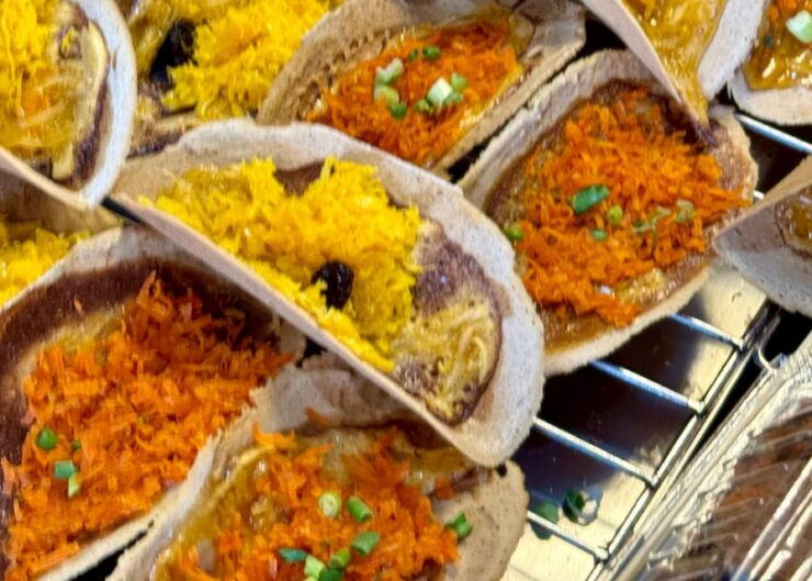 Bangkok: 2 Food Markets Brunch Food Tour & Tasting - Food Tasting Experience