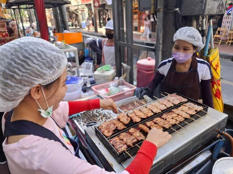 Bangkok: 2-hour Eat with Me CHOB Street Food Lunch Tasting - The Sum Up