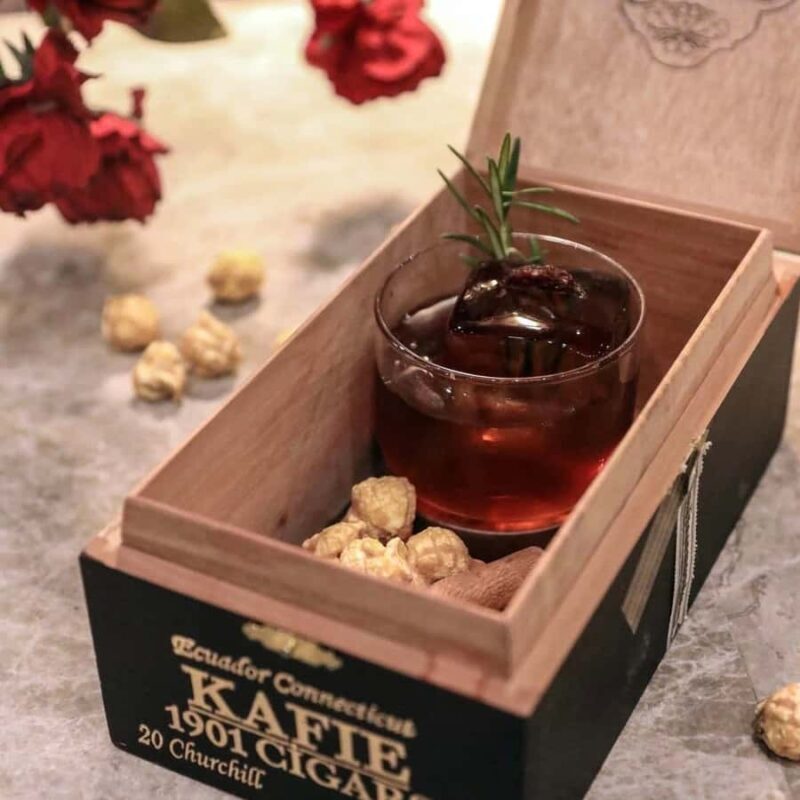 Bangkok: Abandoned Mansion Exclusive F&B Package - Who Would Love This?