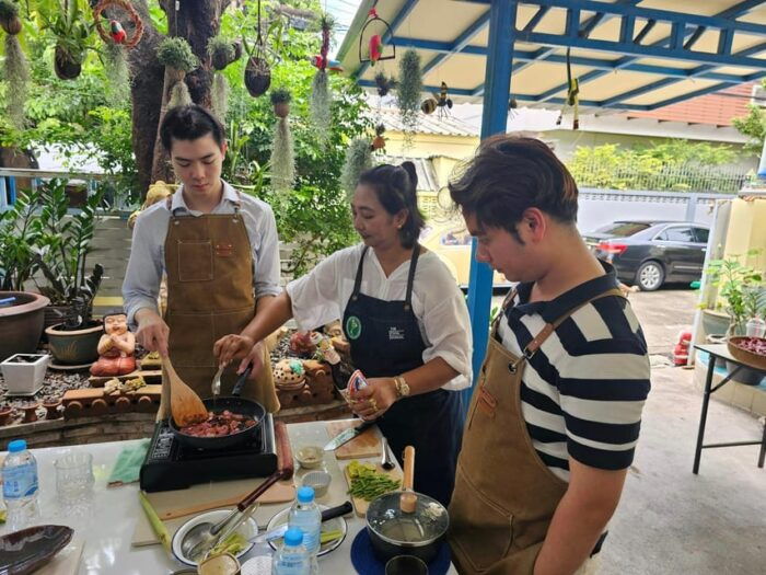 Bangkok: Afternoon Cooking Class in English - Highlights of the Experience